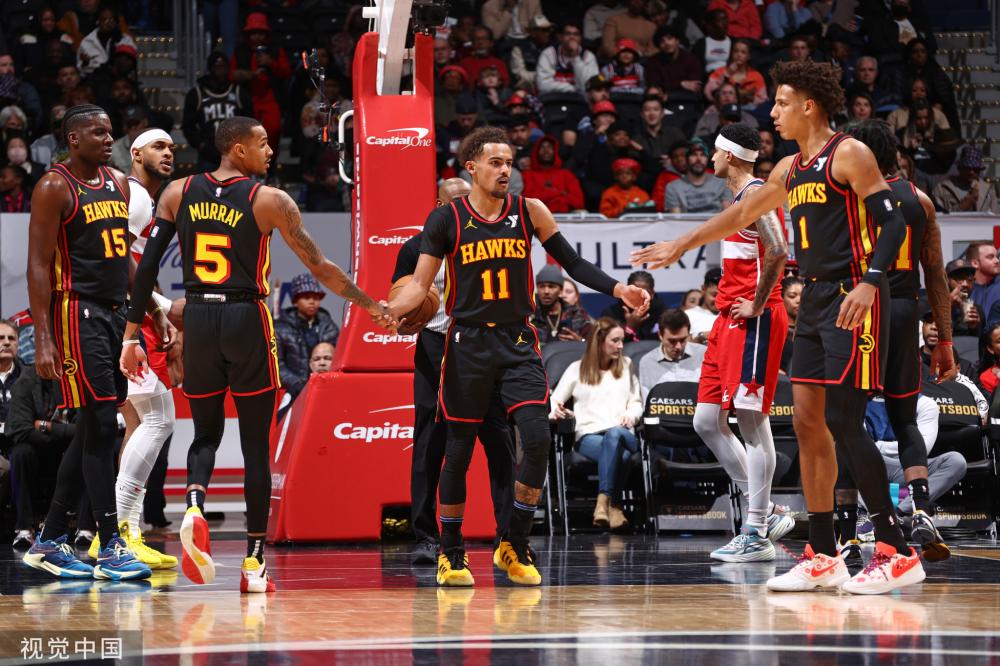 台上的竞争 台上的竞争