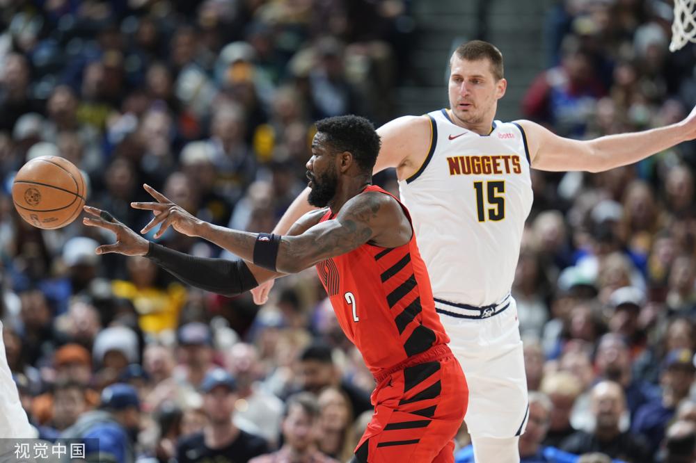 首当其冲的 首当其冲的